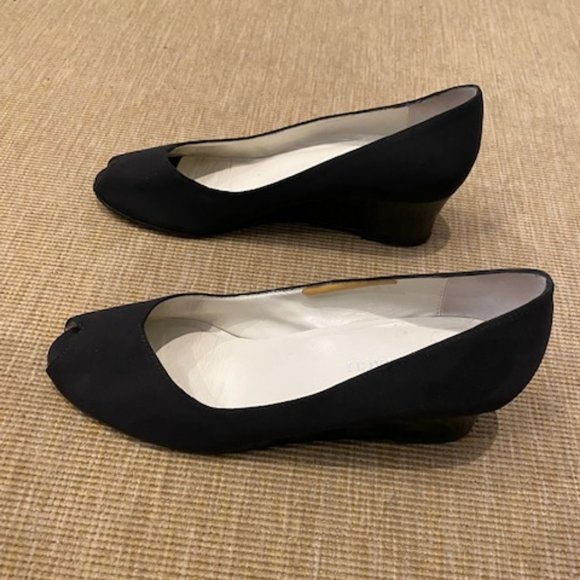 Bruno Magli Peep Toe Wedges - Picture 4 of 6